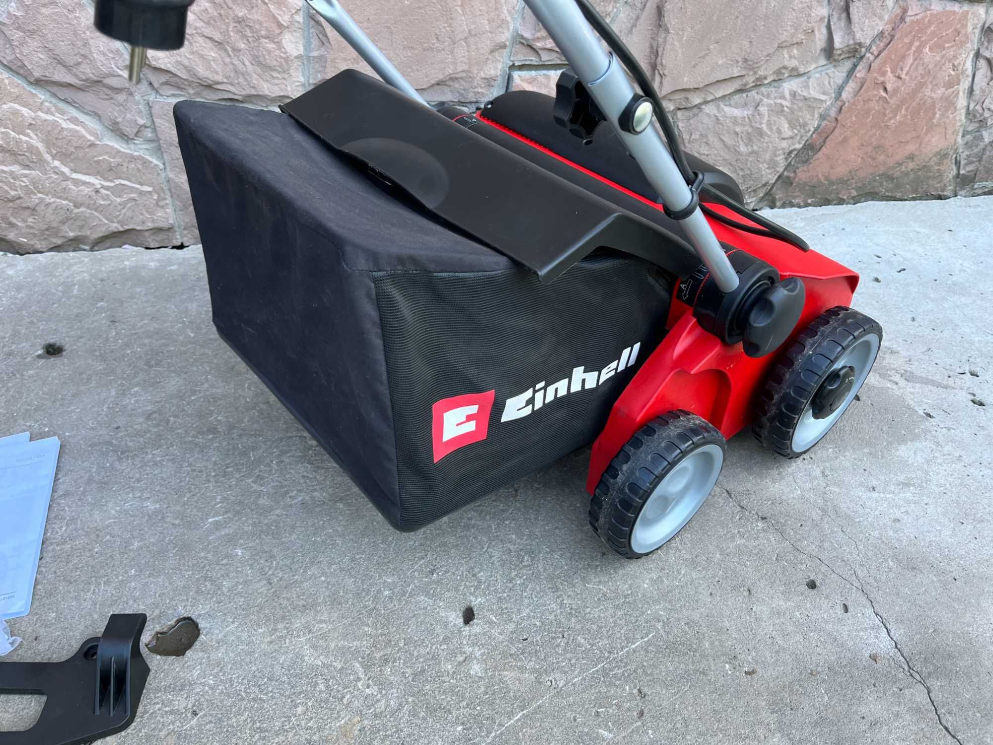 Електричний скарифікатор аератор Einhell GE-SA 1433