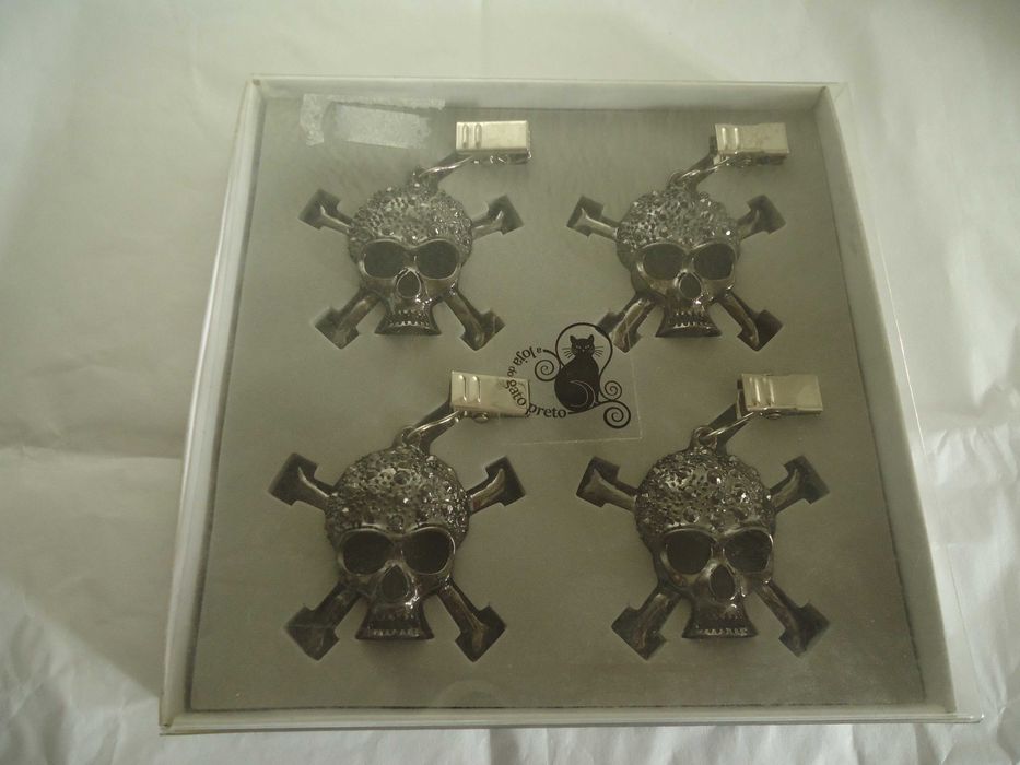 Toalhas Mesa - Para segurar as Toalhas  - Gato Preto