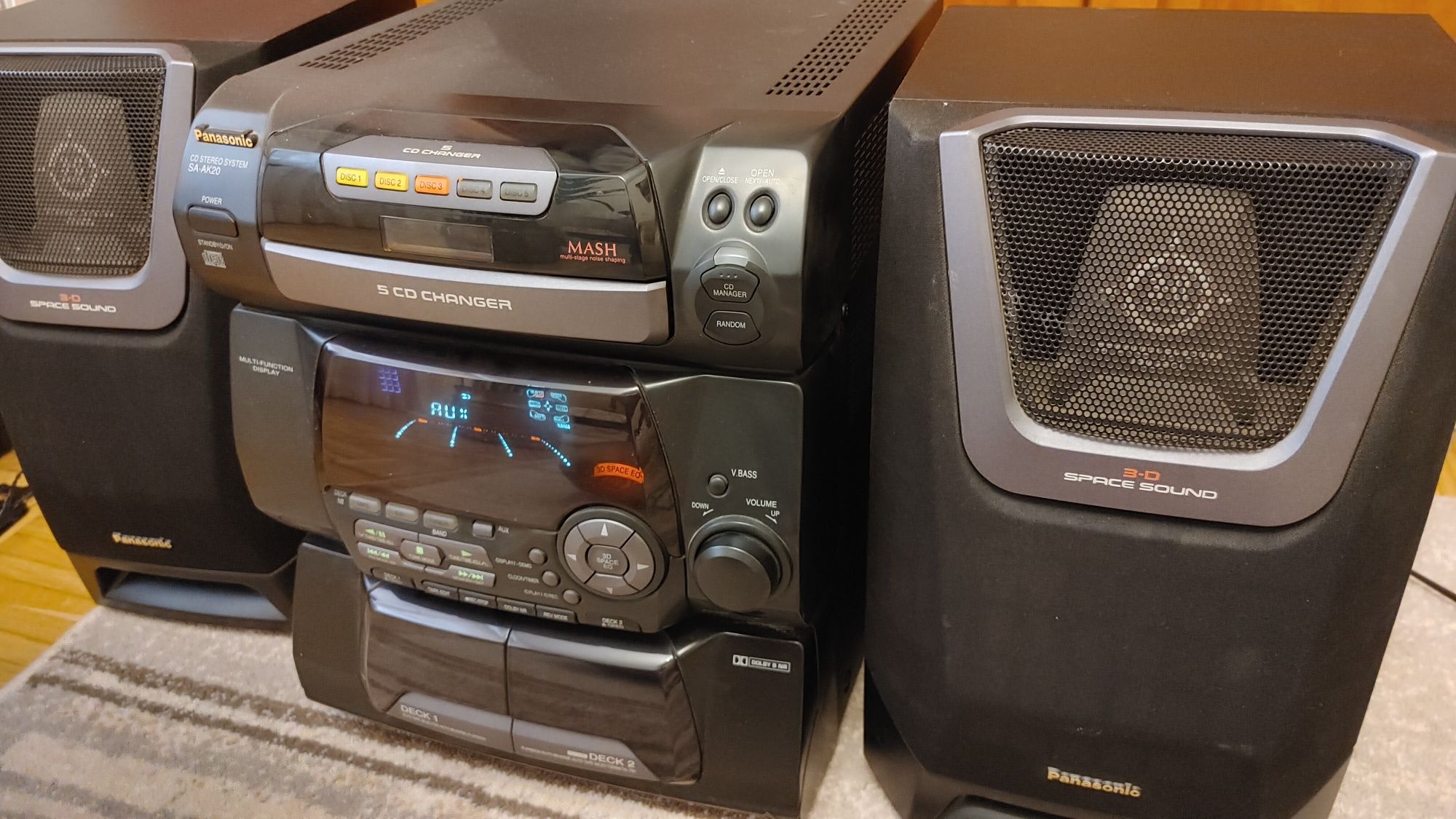 Wieża Panasonic SA AK 20 wysoki model 3D sound