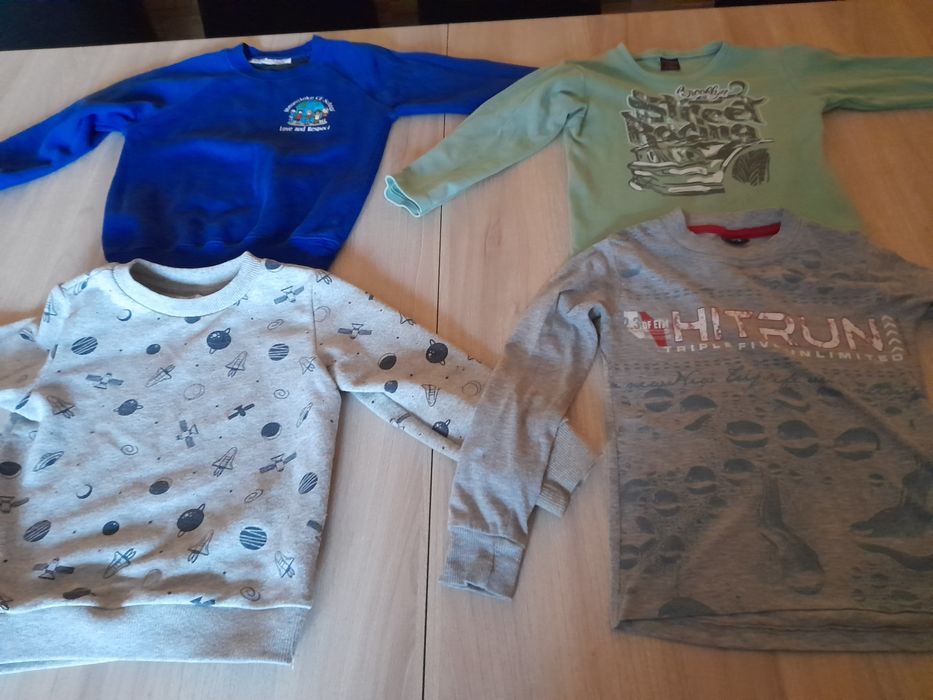 Bluzy dla chłopca rozm 110 na 4-5 lat