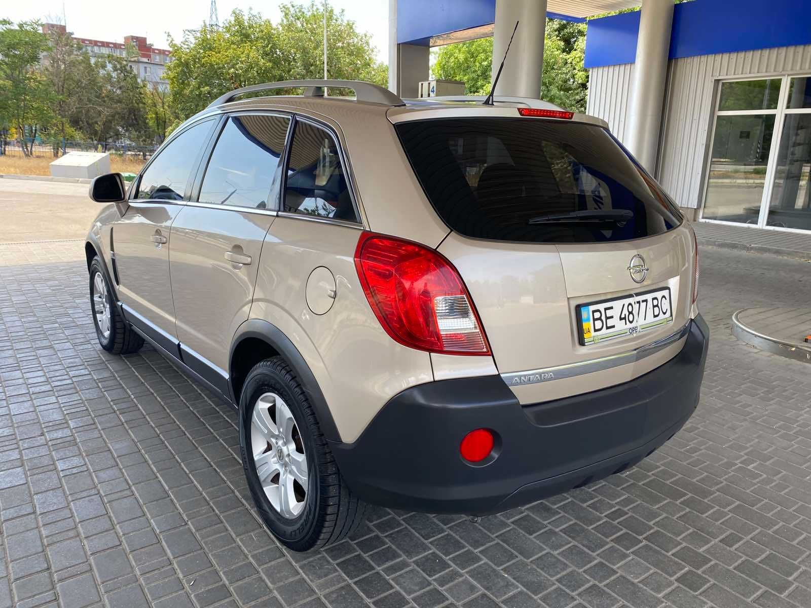 Opel Antara 2012 року 2.4/бензин