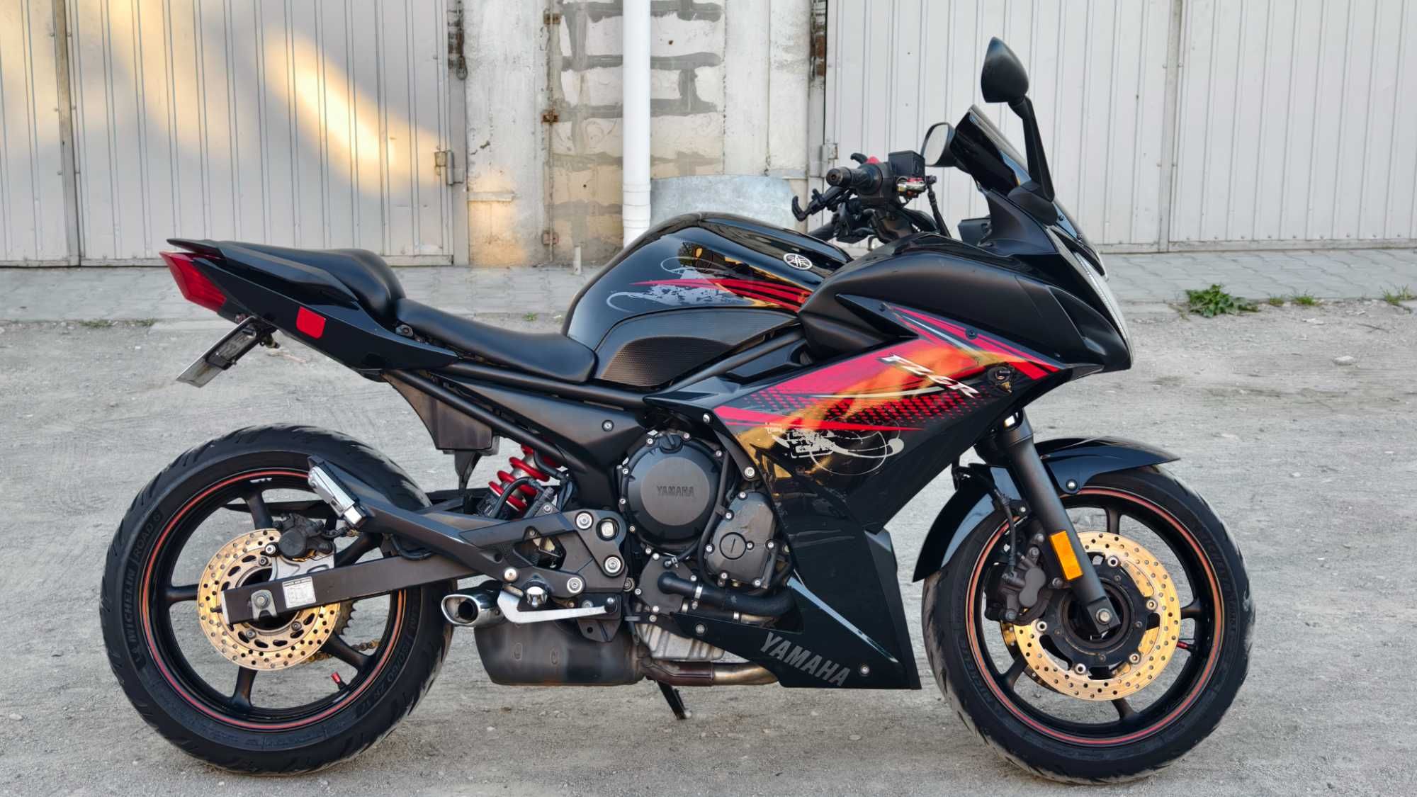 Yamaha fz6r 2012