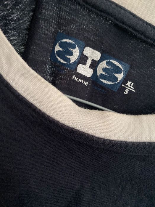 T-shirt azul-marinho de homem