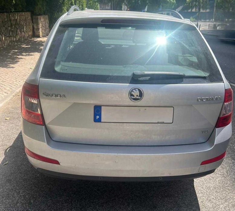 Venda de Viatura Skoda Octavia