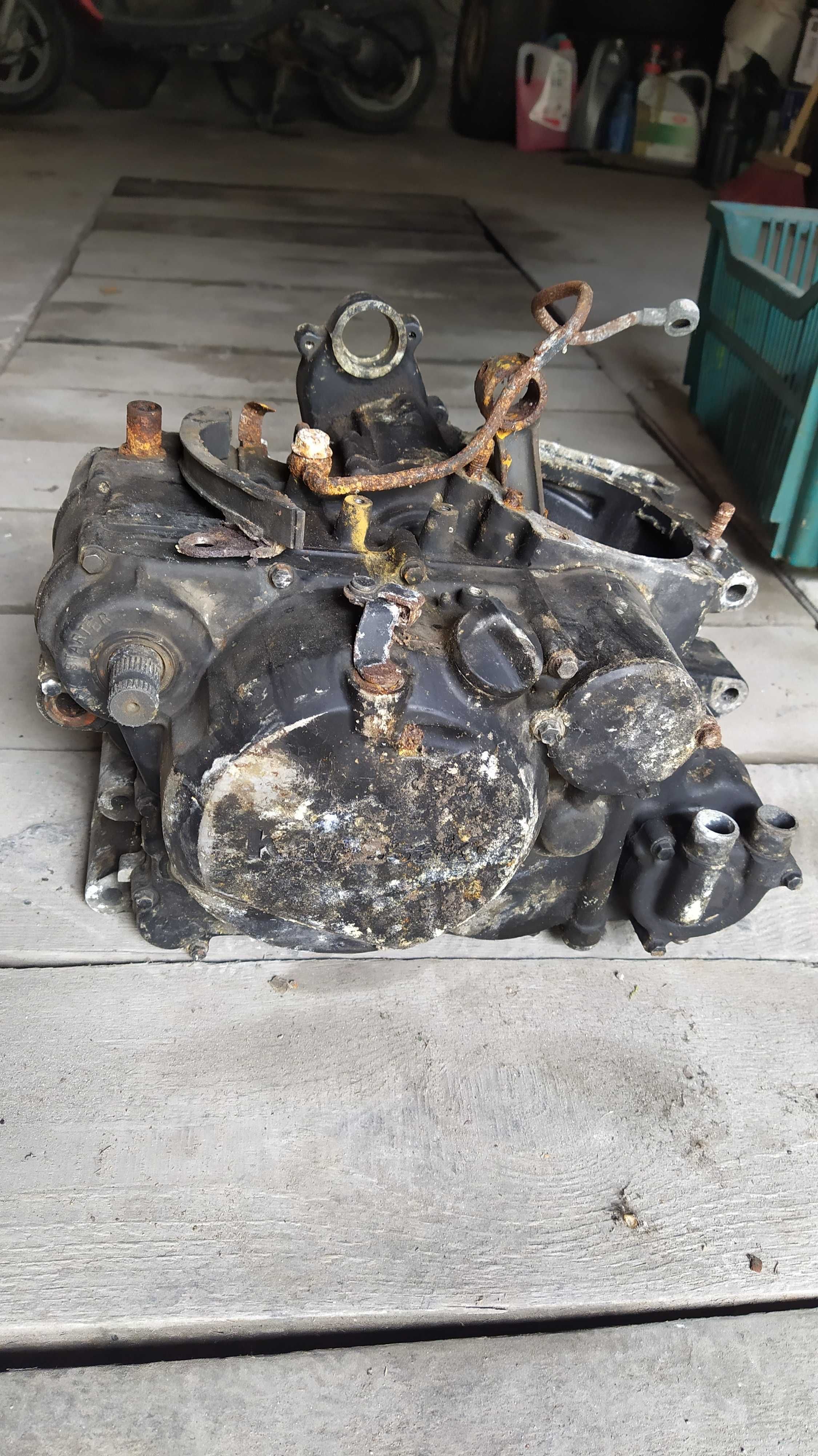 Silnik skrzynia biegów Kawasaki KLR 600