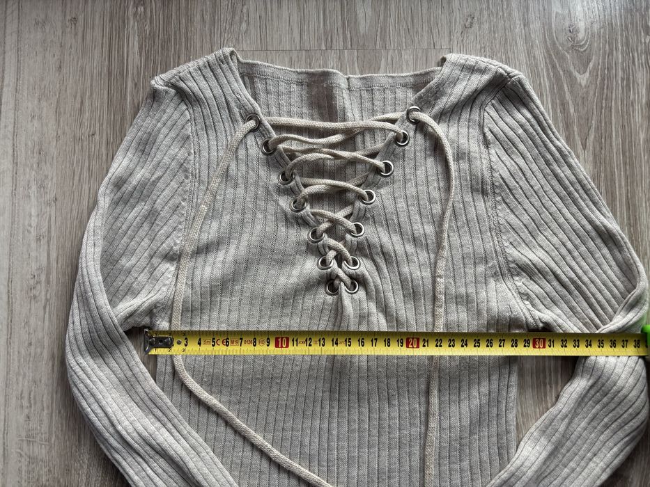 Sukienka sweterkowa bezowa