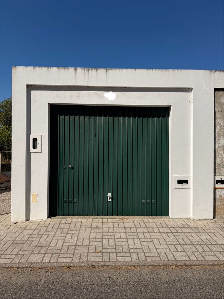 Garagem de gaveto