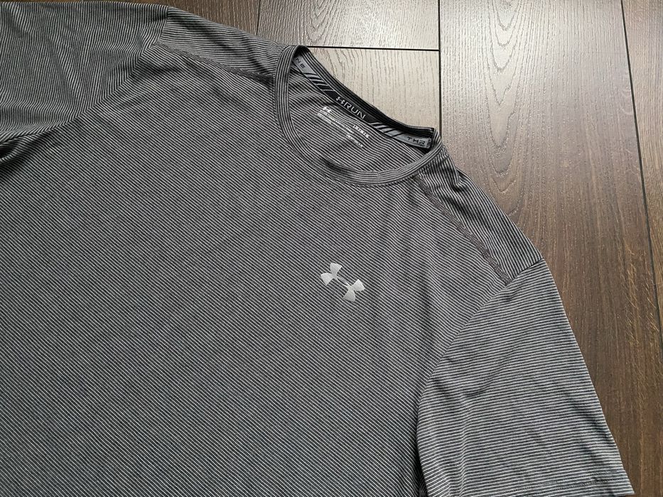 Футболка Under Armour спортивна