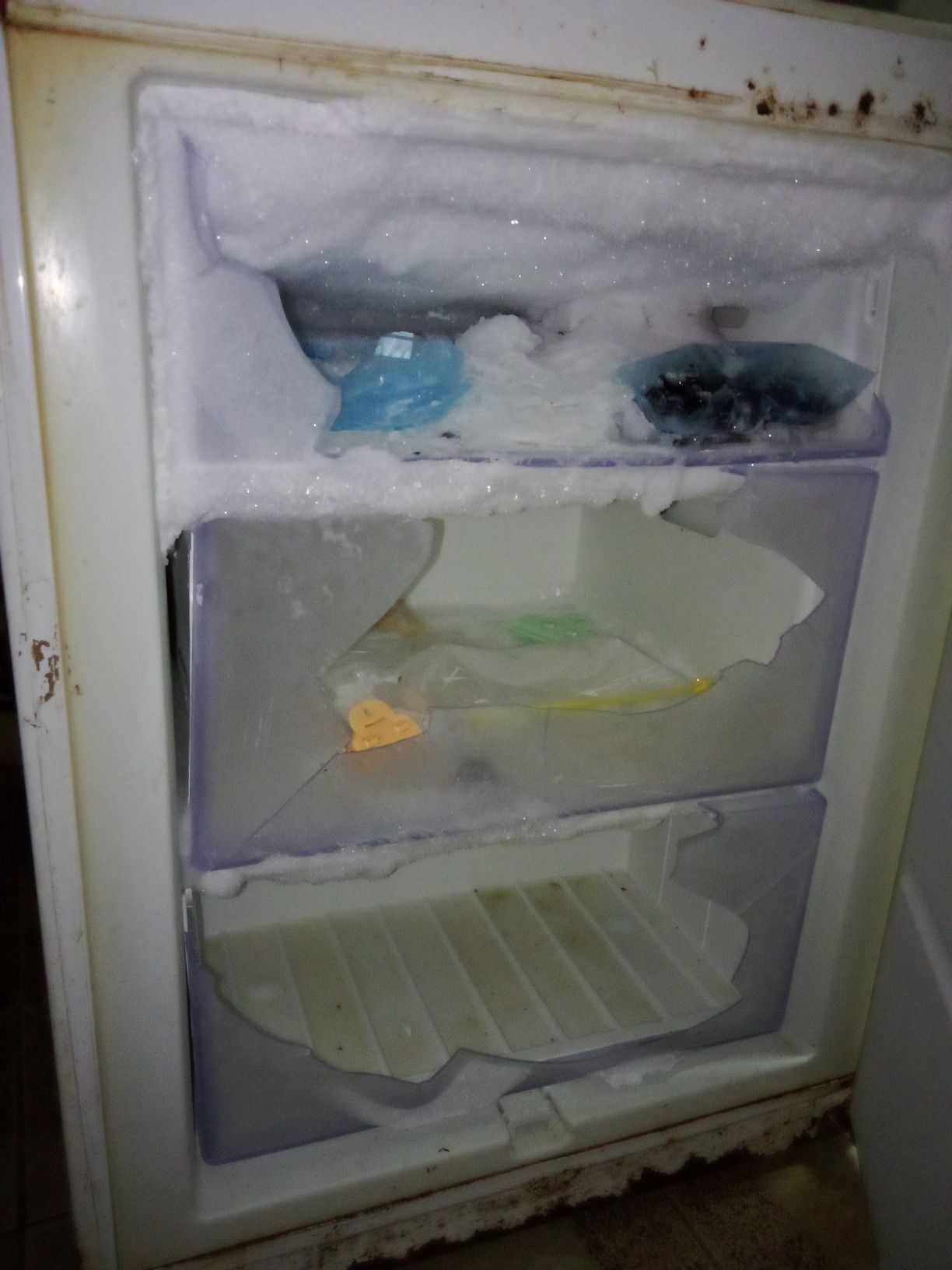 Frigorífico Zanussi a funcionar - urgente