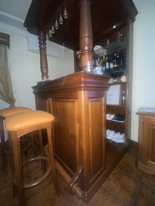 Bar de sala bom estado
