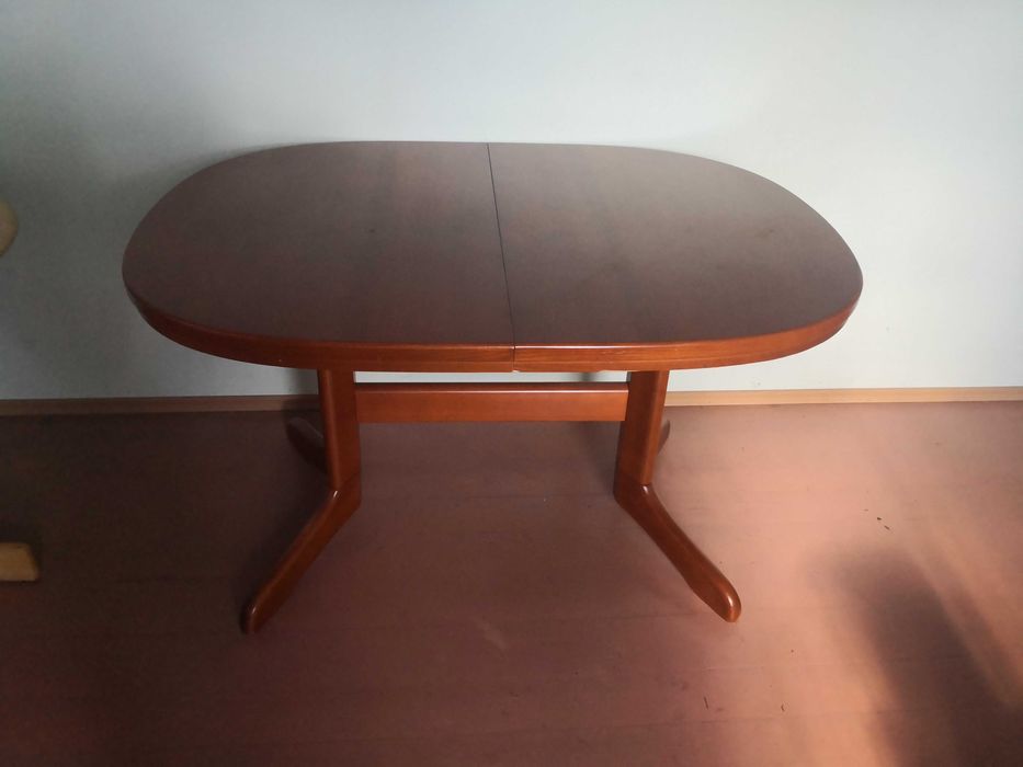 Stół drewniany, rozkładany