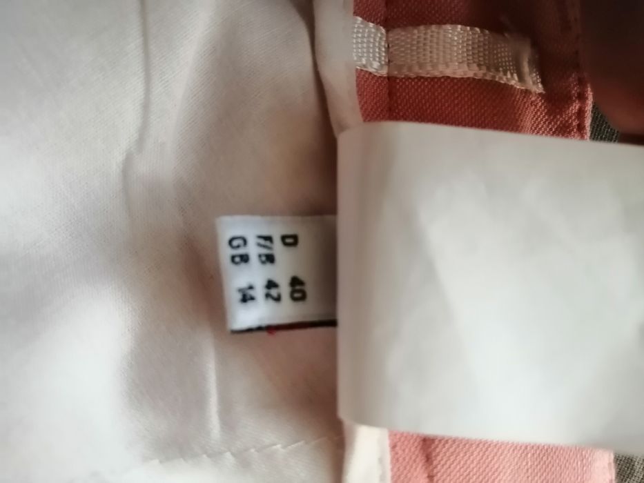 Eleganckie lniane spodnie na lato 42