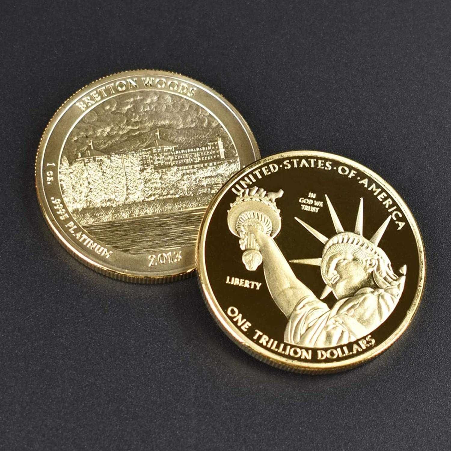 Декоративна подарункова монета “Один трильйон баксів”