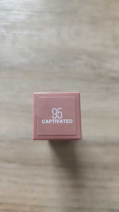 Maybelline vinyl ink 95