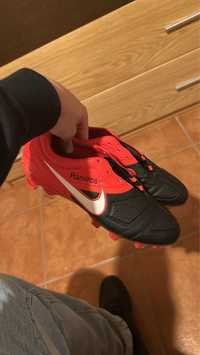 Chuteiras futebol Nike