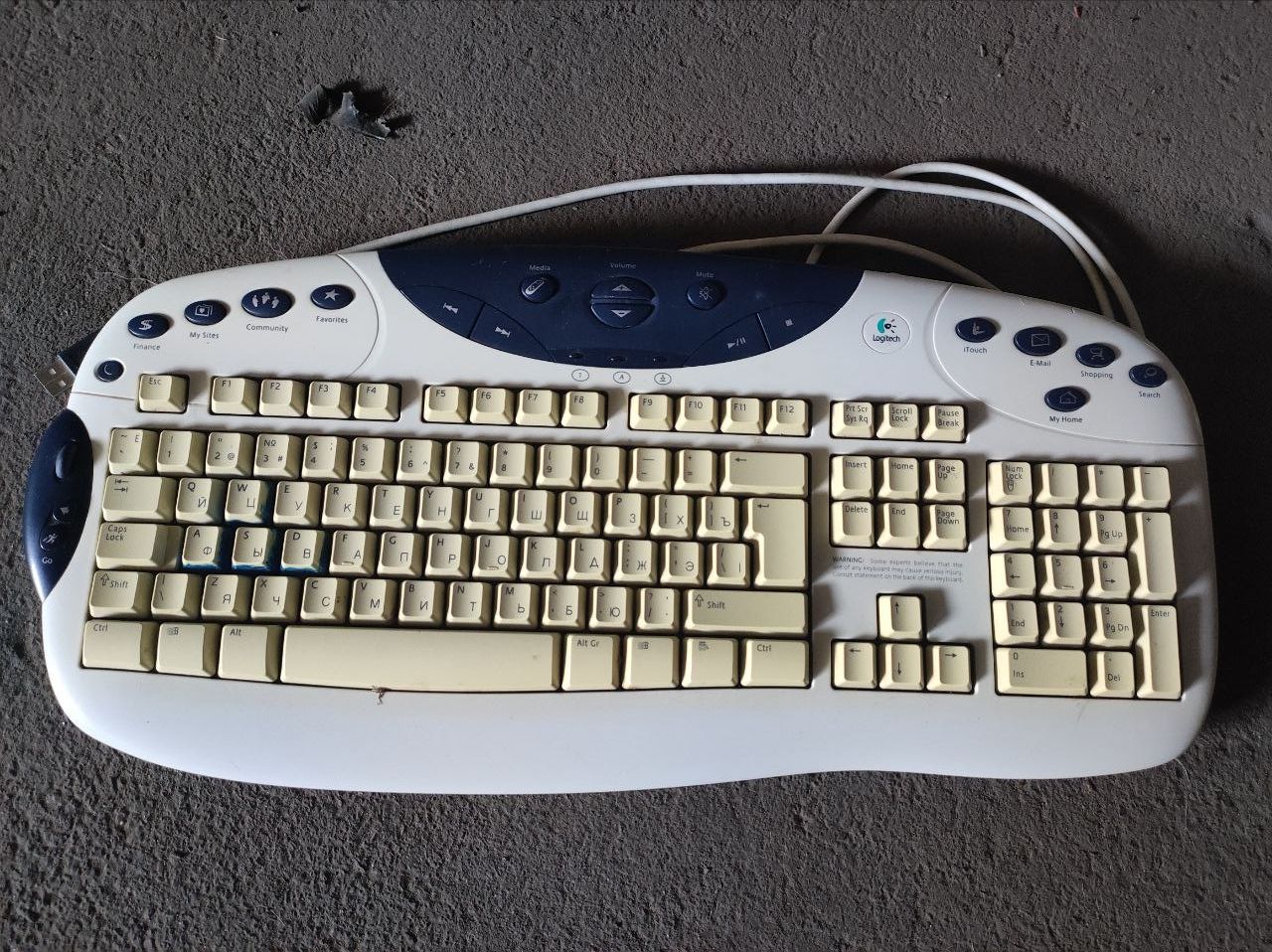 Продам USB клавиатуру