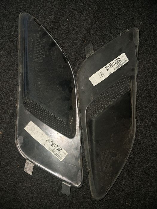 Заглушки туманок Ford c-max hybrid 2013-2018 року