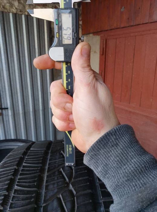 Шини б/у Continental Pure contakt 215/50 R17 95 v m+s