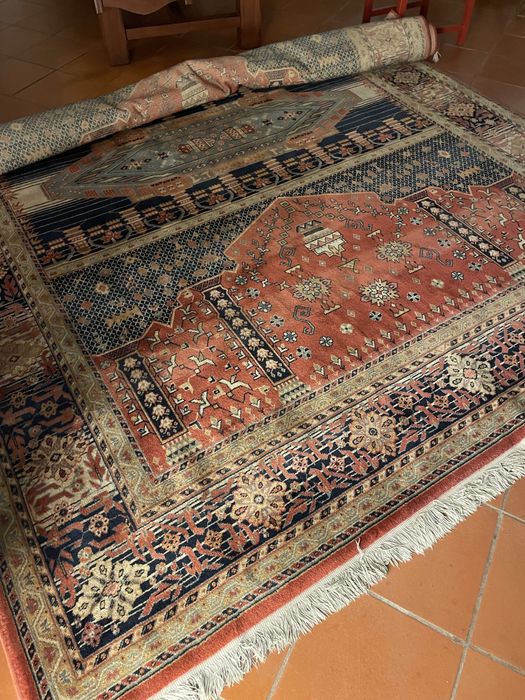 Tapete persa impecavel