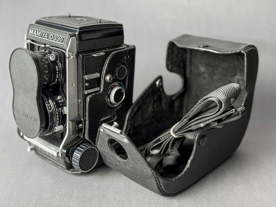 Mamiya C330 Professional + Sekor 105mm F/3.5, futerał, pasek