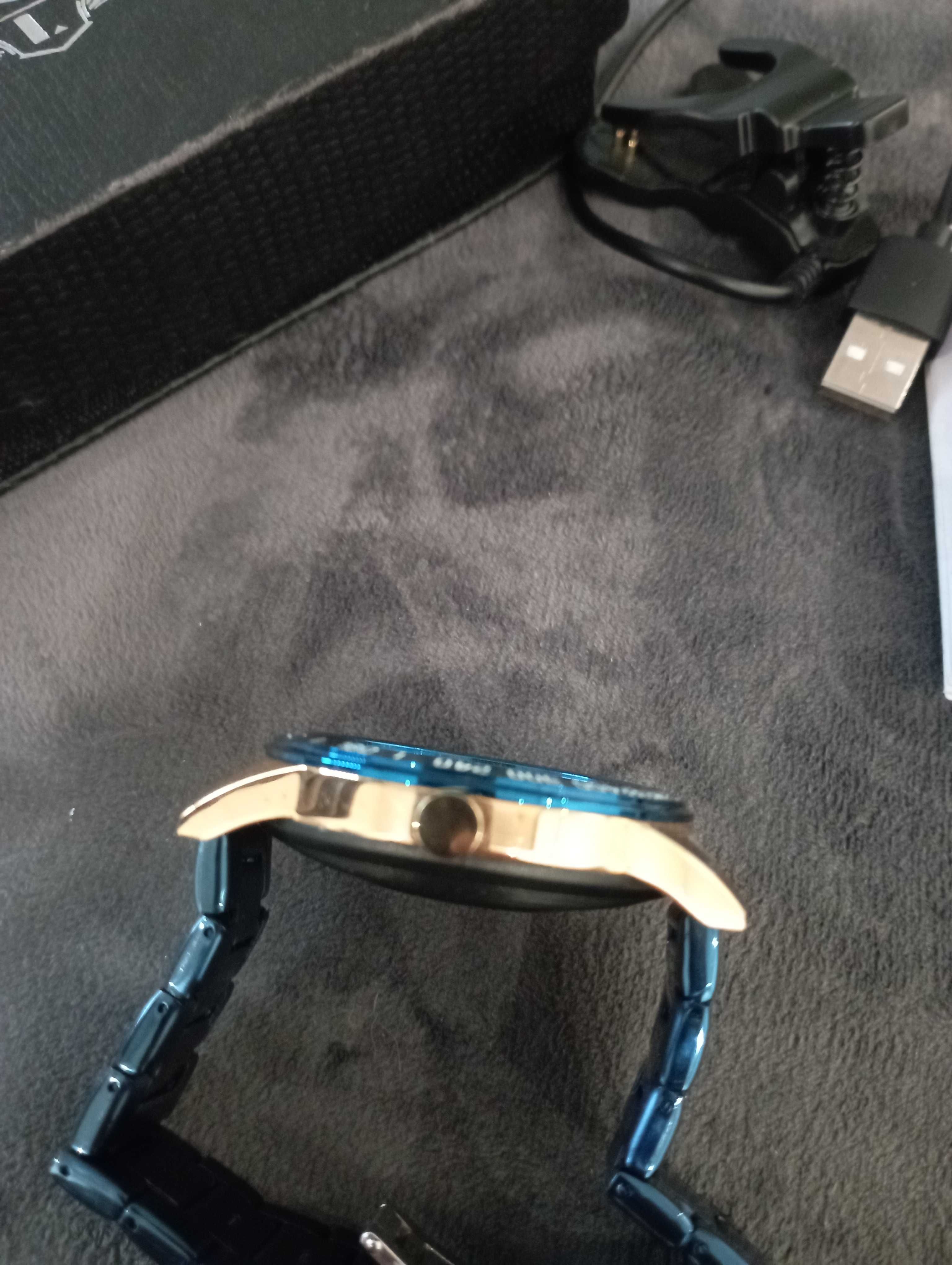 Smartwatch LIGE.