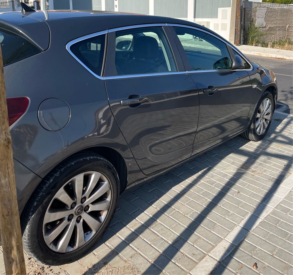 Opel Astra 1.7  130 cv