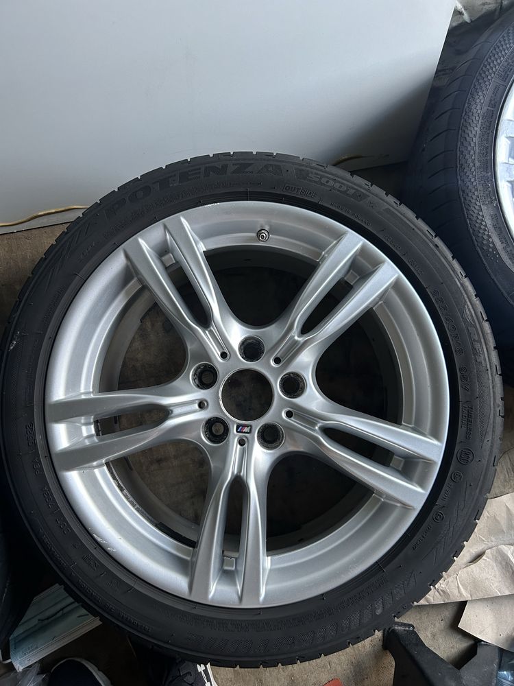 Kola f30 M-Pakiet styling 400 2 szerokosci 8j 8.5j