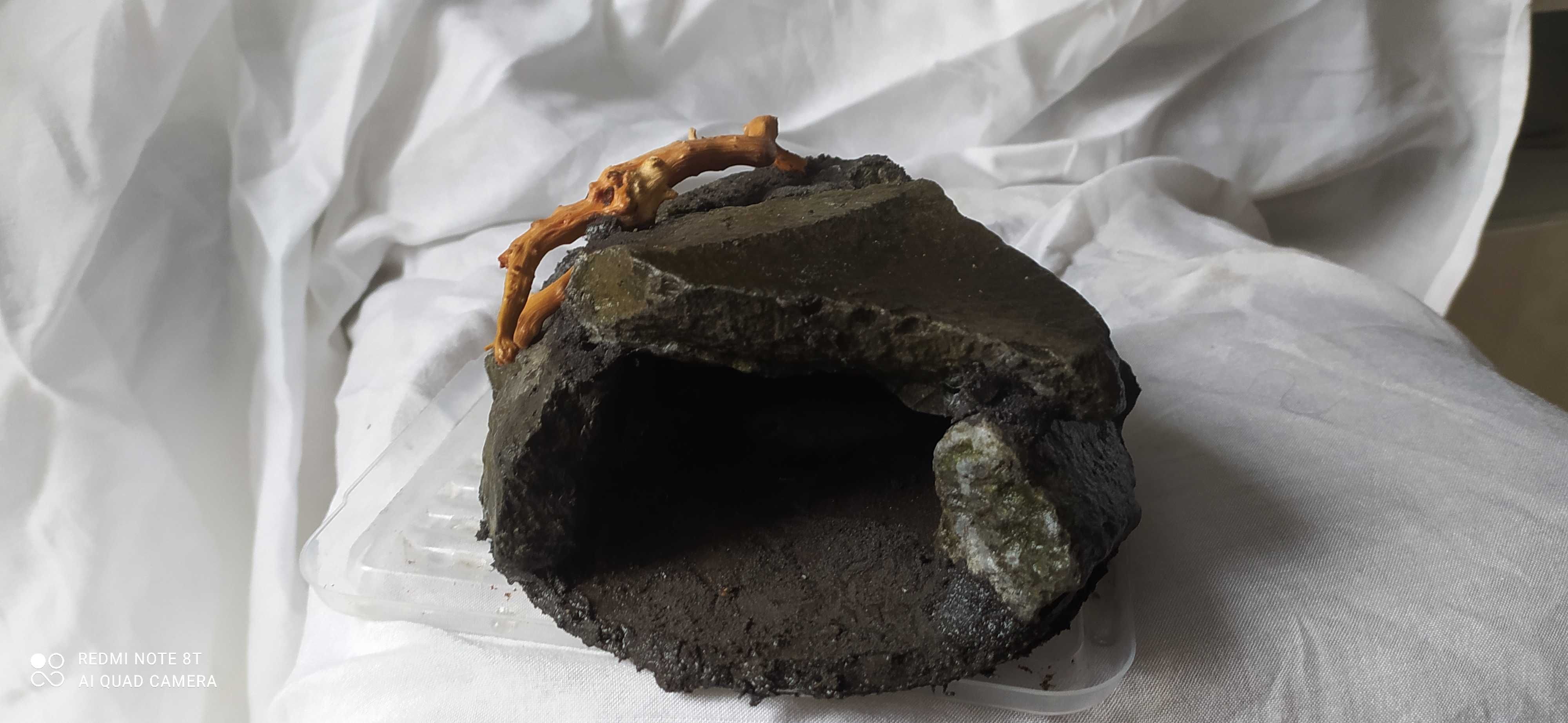 Grota,kryjówka do terrarium
