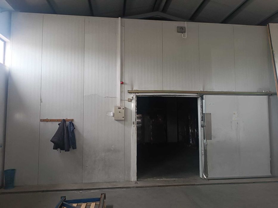 Câmara de frio com 2 motores