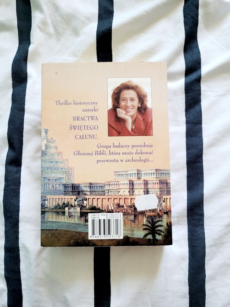 Gliniana biblia - Julia Navarro