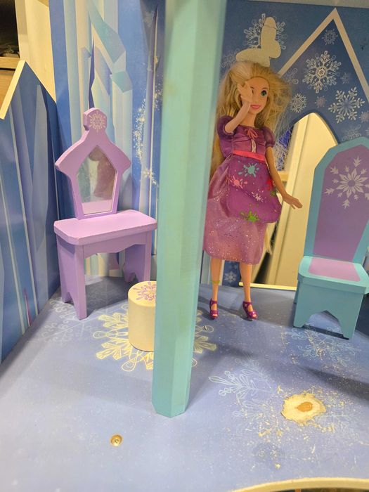 Olbrzymi domek Elza domek dla Barbi mikolajki gwiazdka