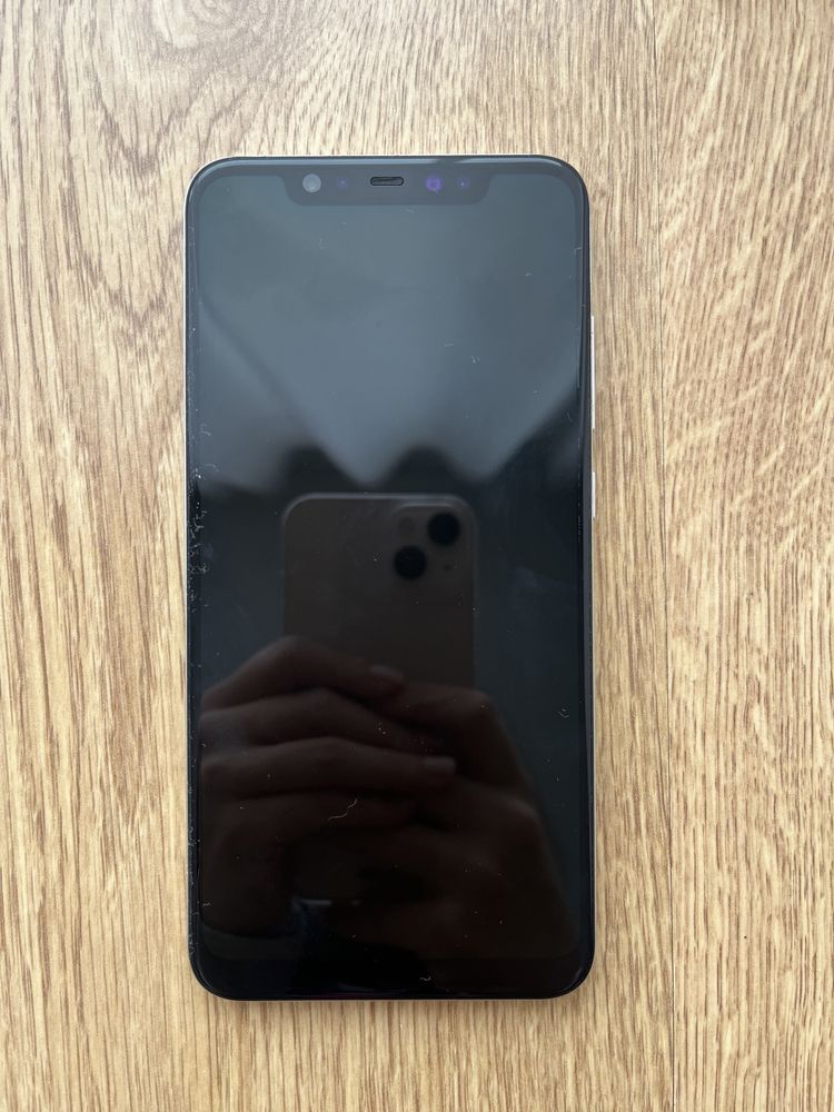 Vendo Xiaomi Mi 8 6G RAM e de 64Gb Branco