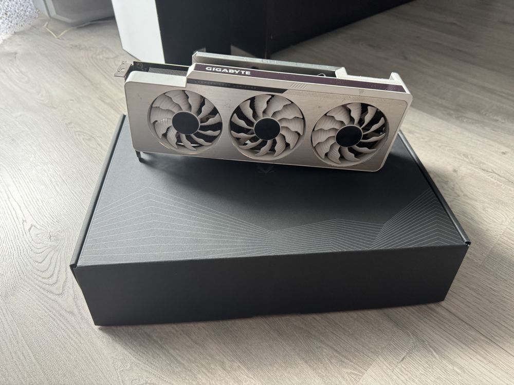 Karta graficzna gigabyte vision rtx 3080 10gb BIAŁA GWARANCJA!