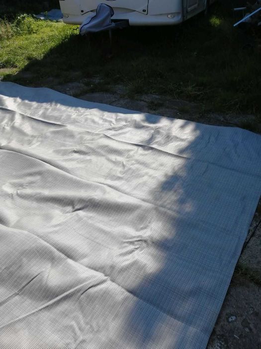 Podłoga przedsionka wykładzina mata 410 x 254 plecionka