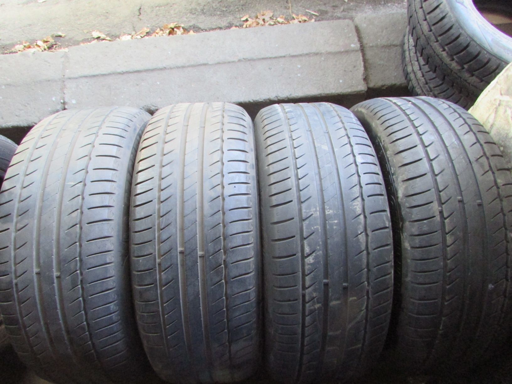 Шини літні 235/55/R17 Michelin Primacy hp