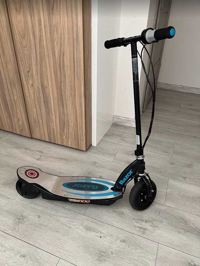 Electric scooter RAZOR E100 Blue