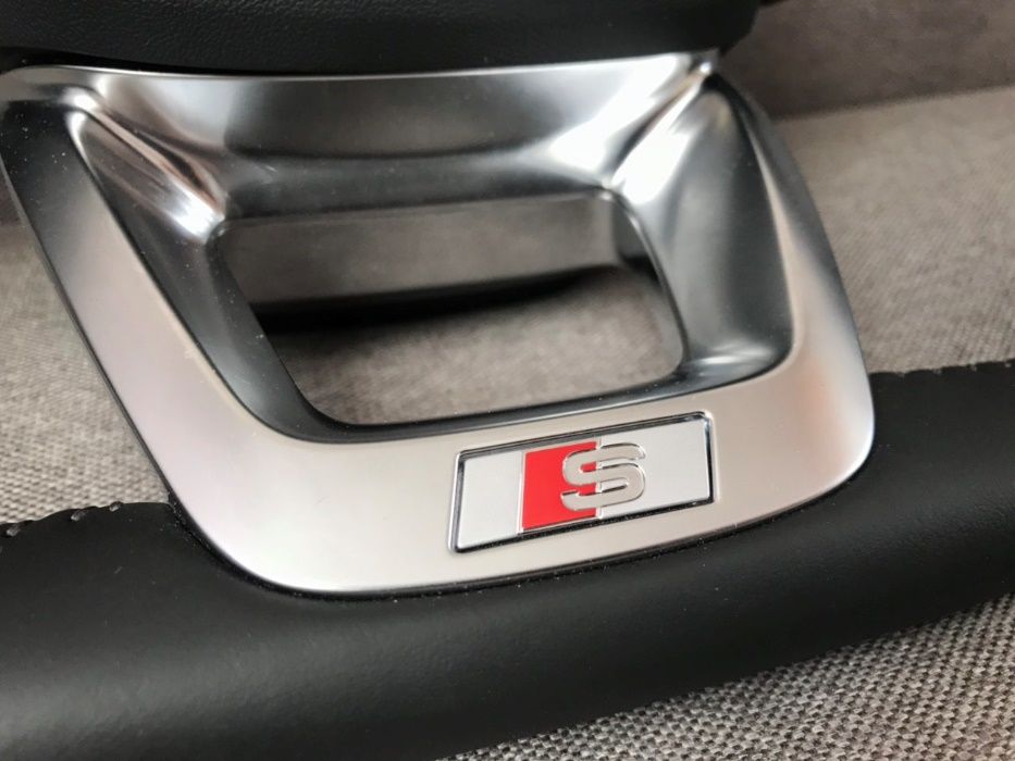 Новый Мультируль Ауди Q5 Q7 Q3,Руль Audi Ку5 Ку7 Ку3 VW VAG Skoda