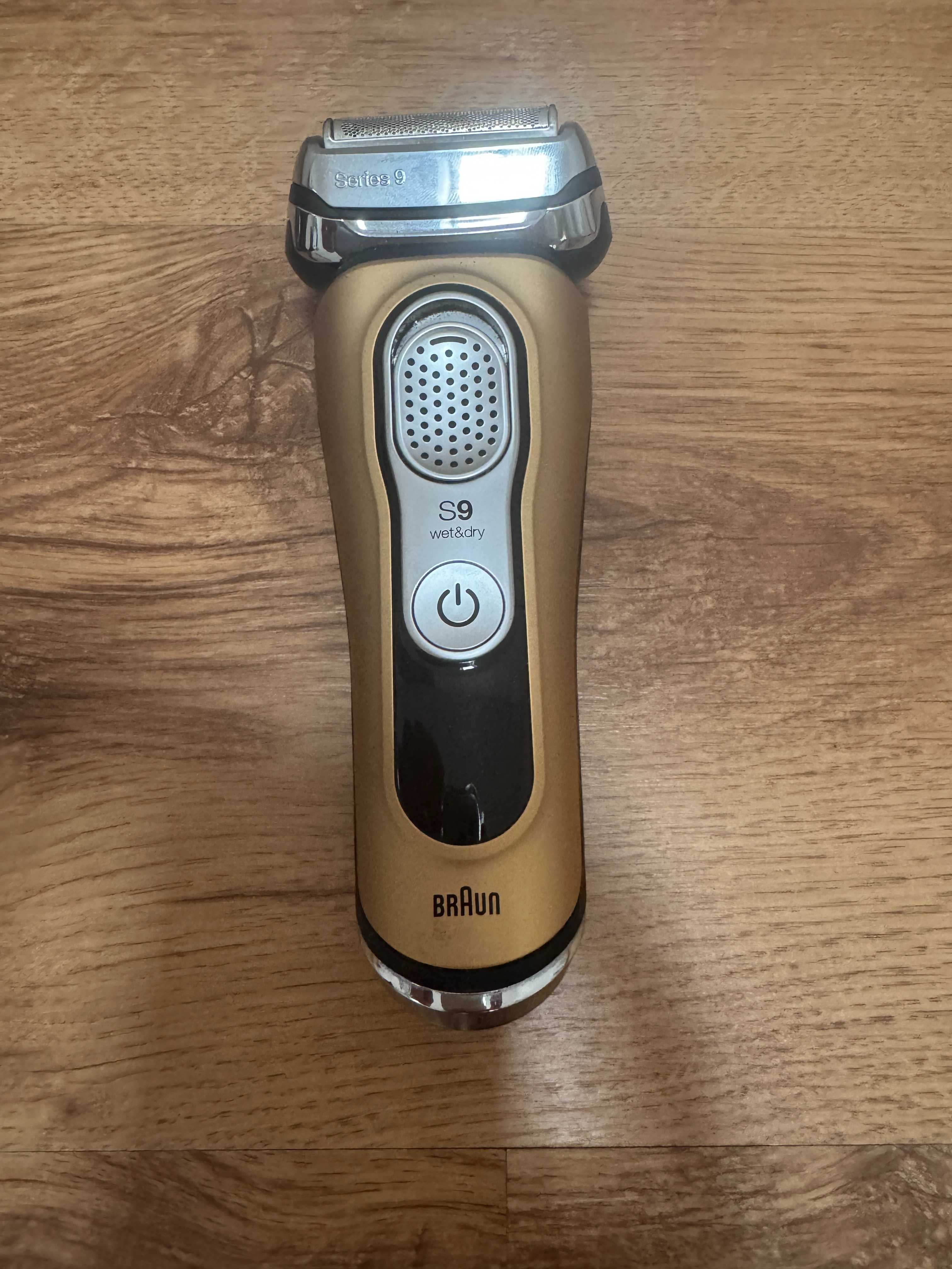 Golaraka Braun Series 9 type 5793
