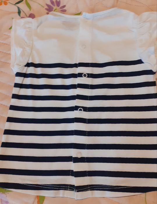 T- shirts menina marca kiabi pague uma  leve duas