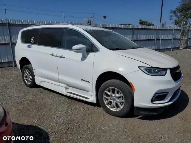Chrysler Pacifica dofinansowanie PEFRON / przebieg 14000km / dla niepełnosprawnych