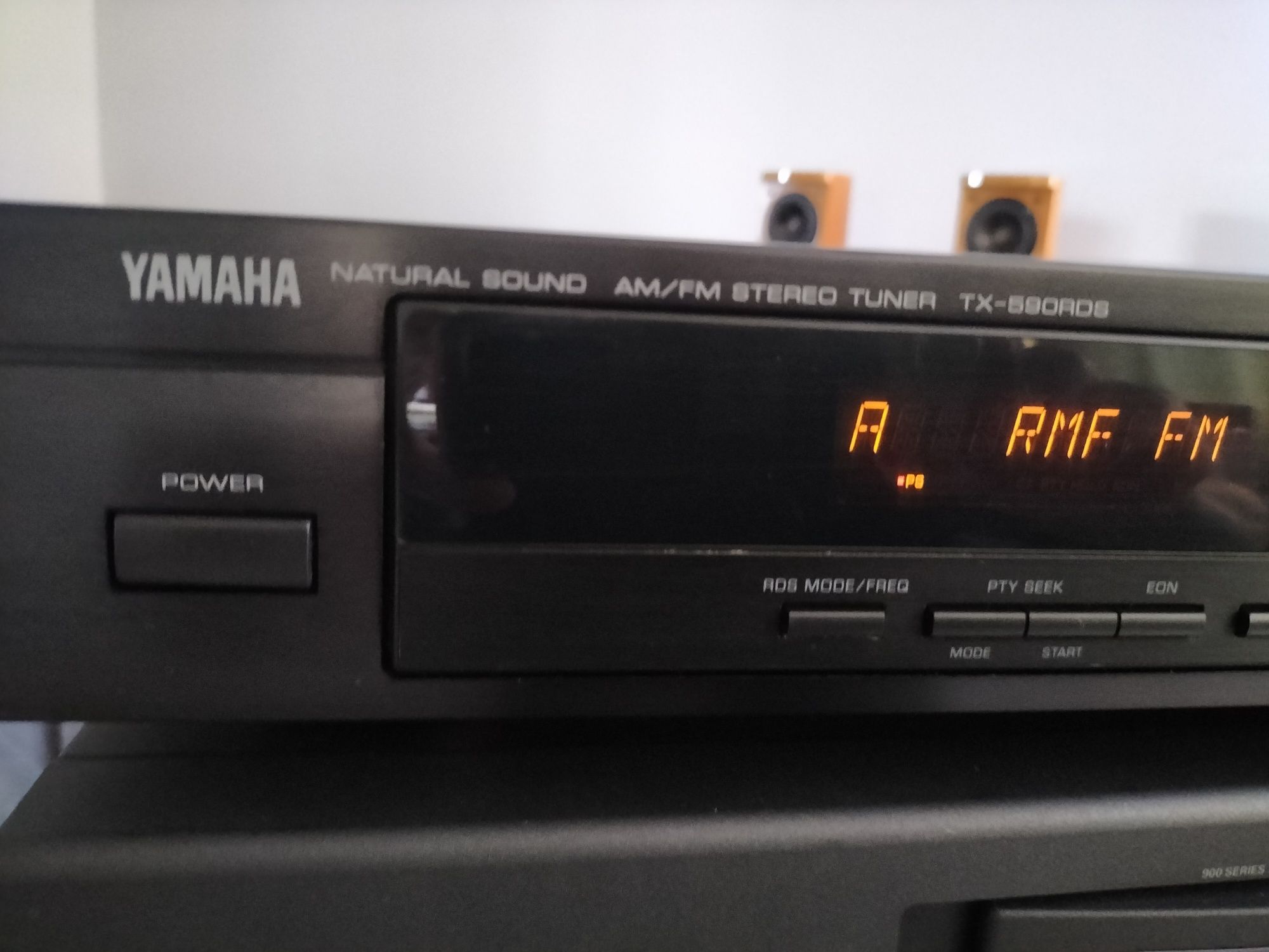 Tuner Radiowy Yamaha TX-590RDS