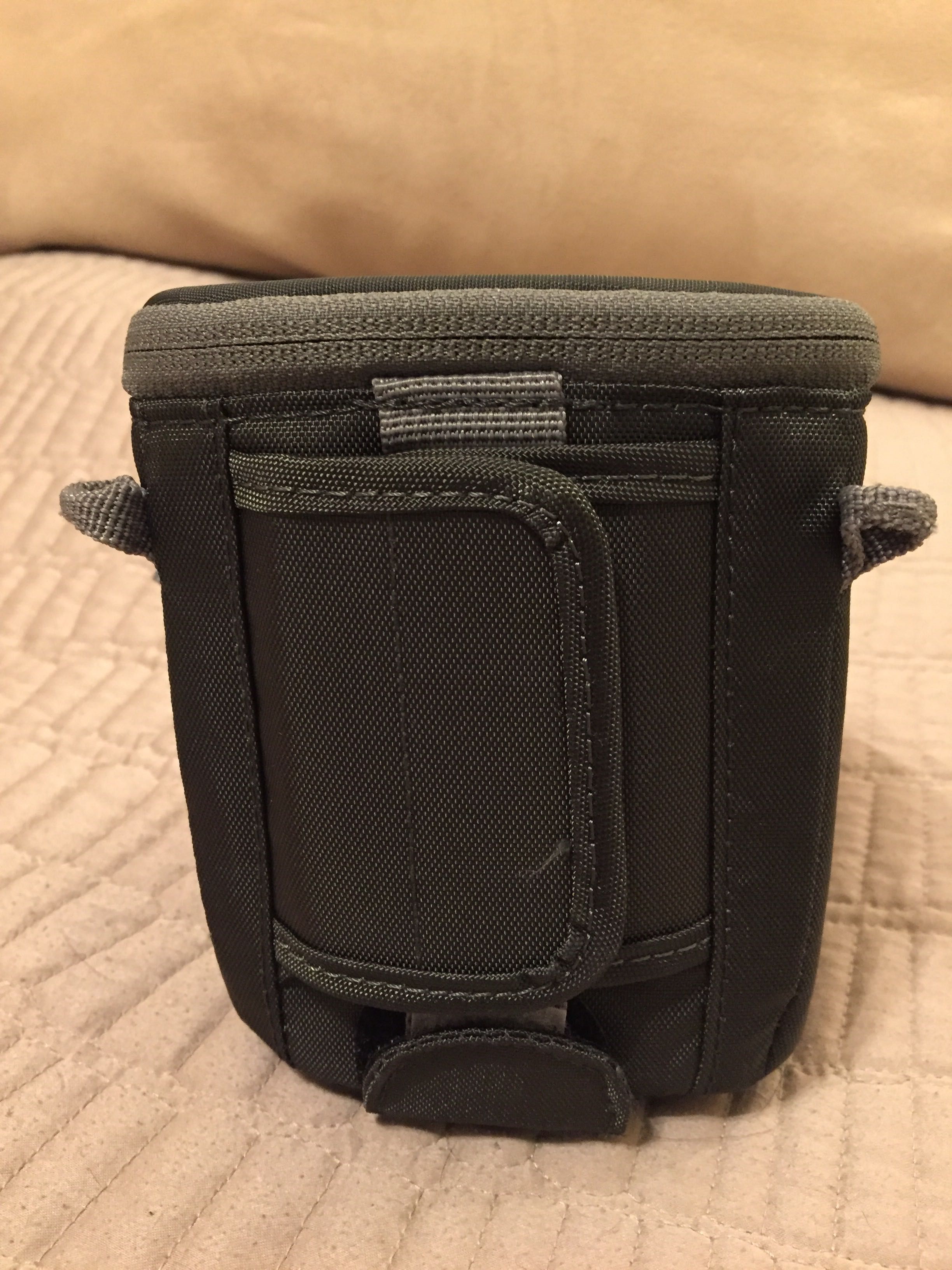 Bolsa Lowepro Dashpoint 30 NOVA para máquina fotográfica ou smartphone