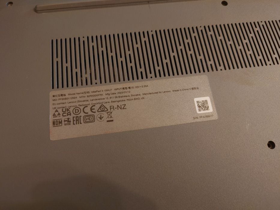 LENOVO IdeaPad 3 15IAU7, i5-1235U, 4GB RAM
