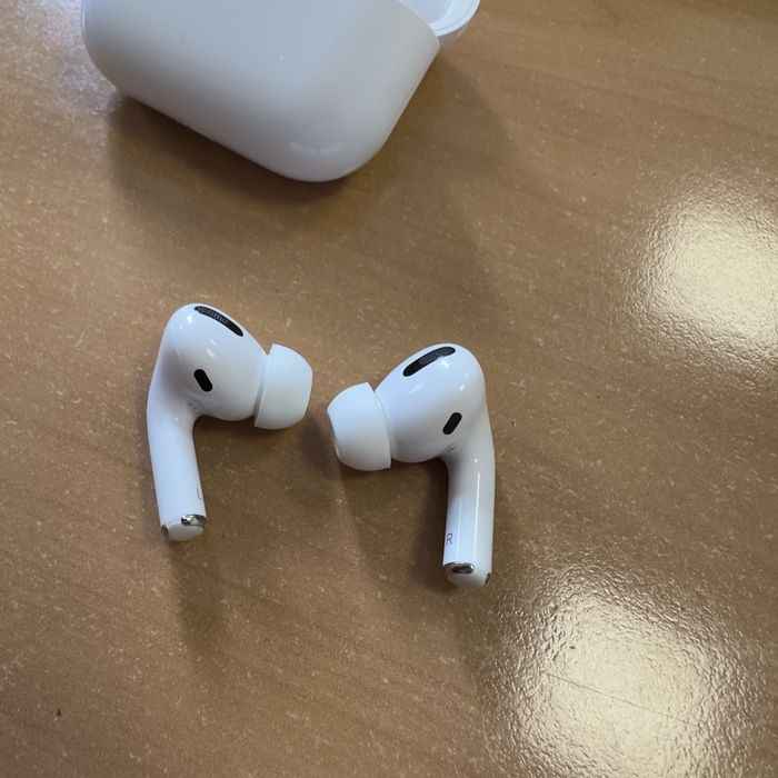 Airpods pro 1 (А2084)
