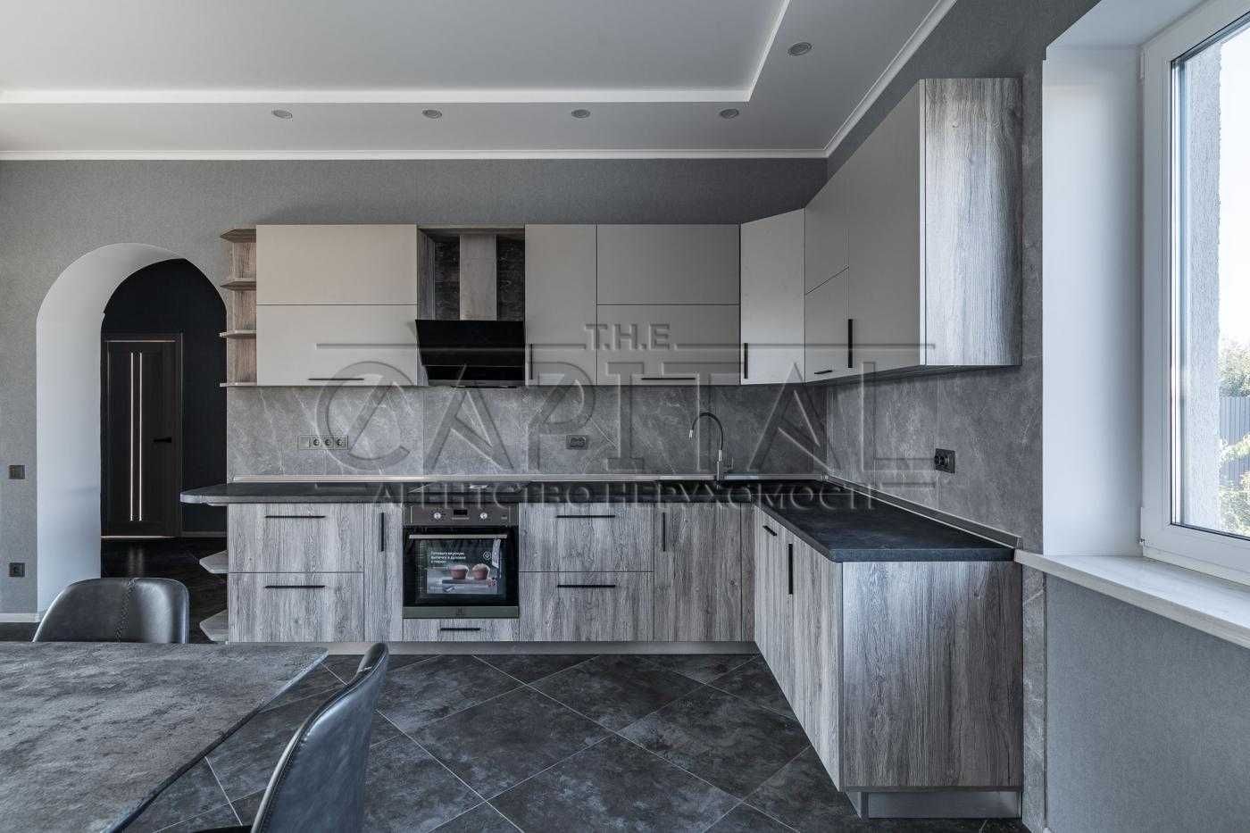 Продажа 2-этажного дома в Иванковичах, Васильковский район.