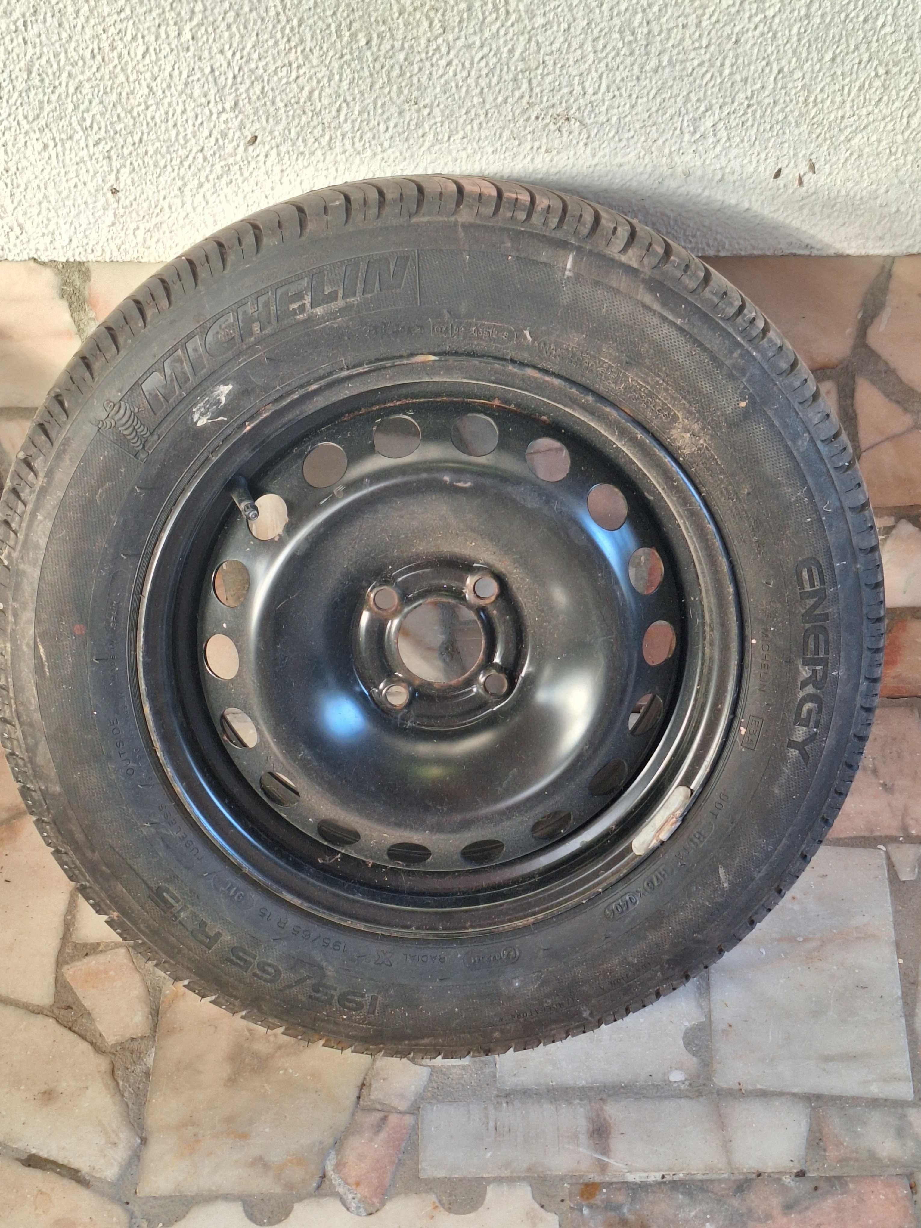 Pneu Michelin 195/65R15