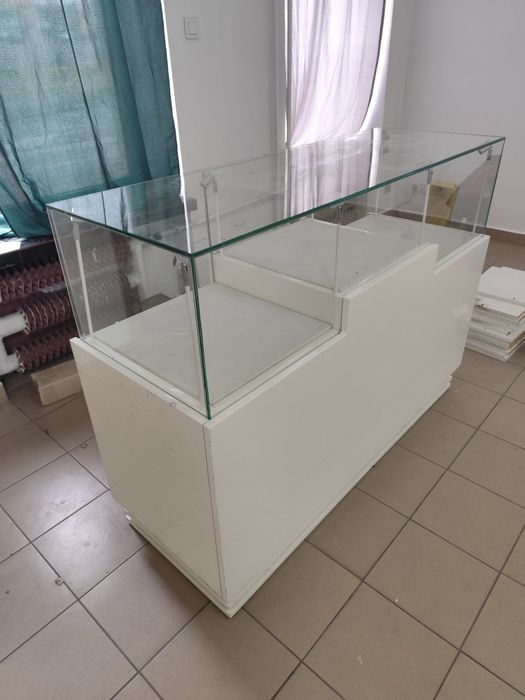 Witryna sklepowa podświetlana