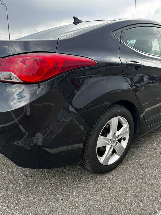 Hyundai Elantra 2011