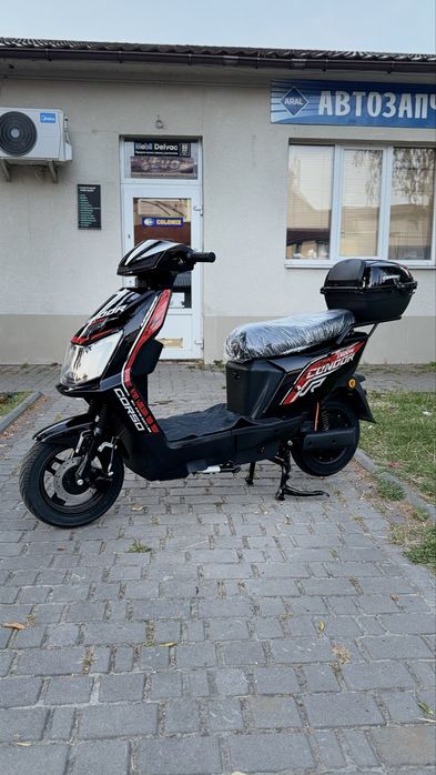 Електро скутер на літій залізо фусфатних акб Corso Condor