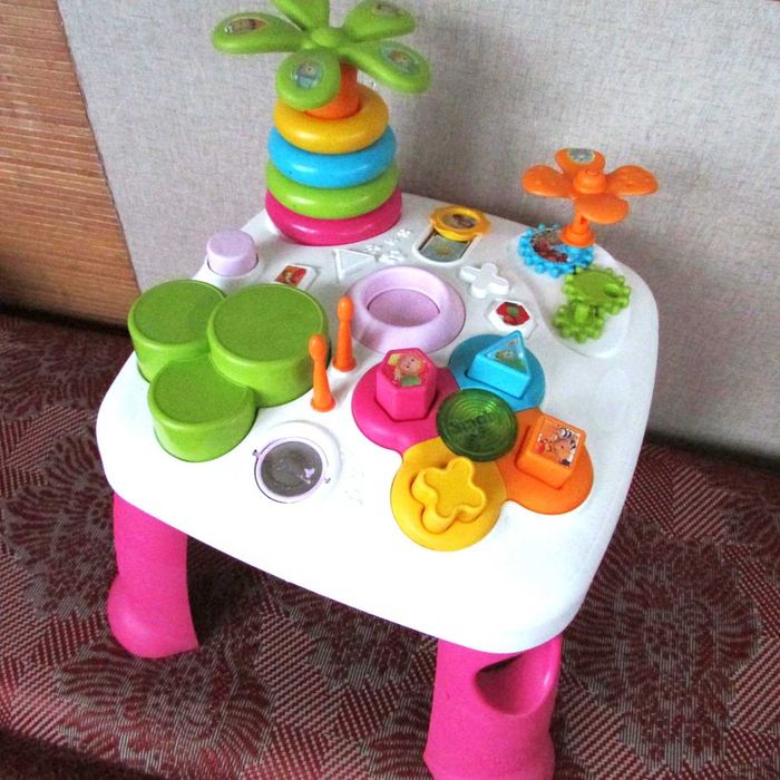 Дитячий розвиваючий ігровий столик Cotoons Smoby